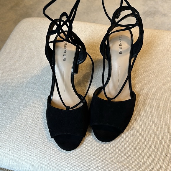 Gianni Bini Keelin Lace-Up Black Velvet Heels - Picture 3 of 10